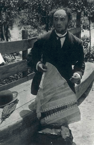 Solomon Michoels mit Korsett